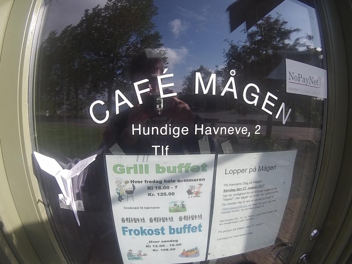 mikroskop Gentage sig Bred vifte Café Mågen cafe, Greve Strand, Hundige Havnevej 2 - Restaurant reviews