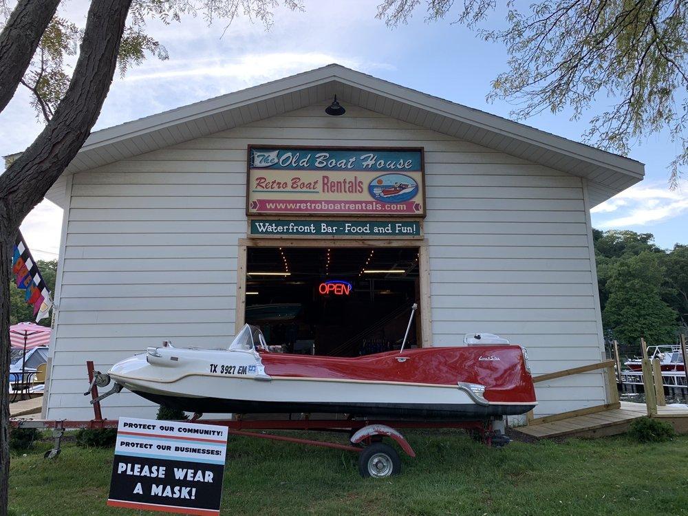 retro boat rentals & the old boathouse