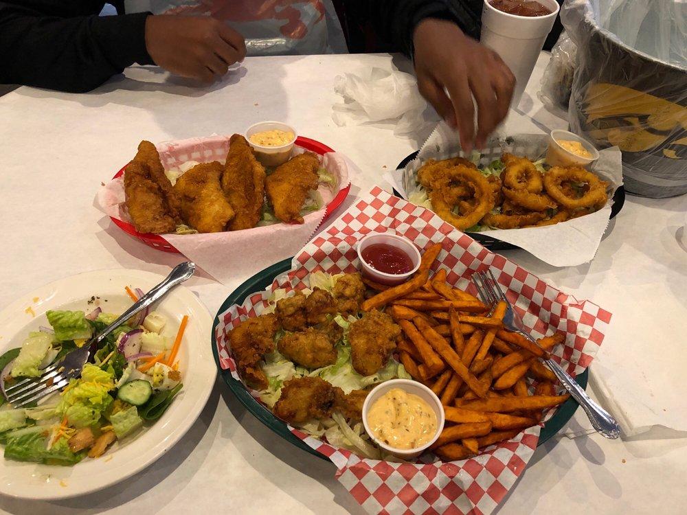Lee's Seafood Boil in Columbus - Restaurant menu and reviews