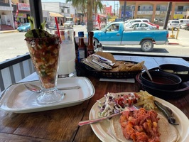 Mariscos Sonora Querida restaurant, Tecate, Av Revolución 251 - Restaurant  reviews