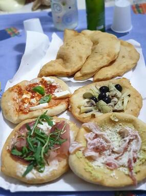 Pizzeria Pucceria La Casa del Panzerotto Ancona