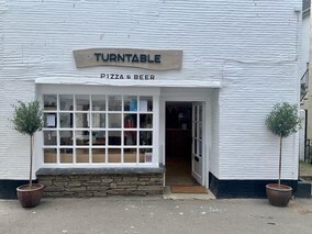 Turntable Pizzeria