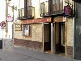Bar Wilson