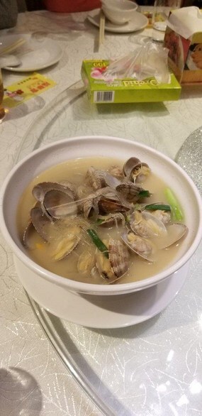 Yuet Wah Wui Seafood Restaurant