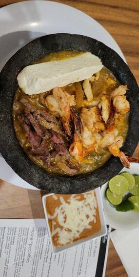 Casa Valencia Mexican Seafood, Bar & Grill