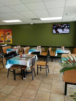 Tacos Y Mariscos El Canelo In Garden City Restaurant Menu And