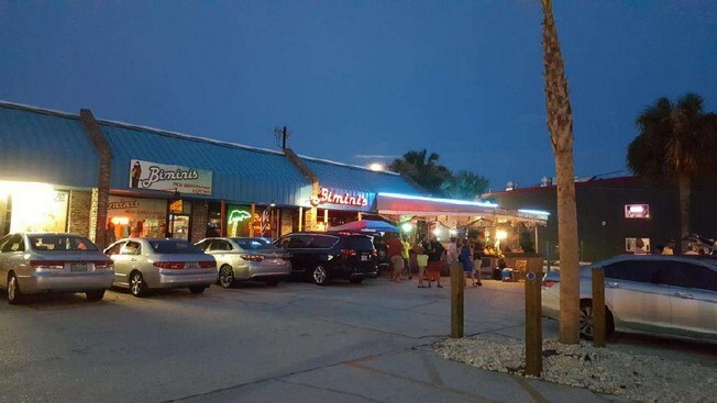 Bimini's Oyster Bar and Seafood Café in Myrtle Beach ...